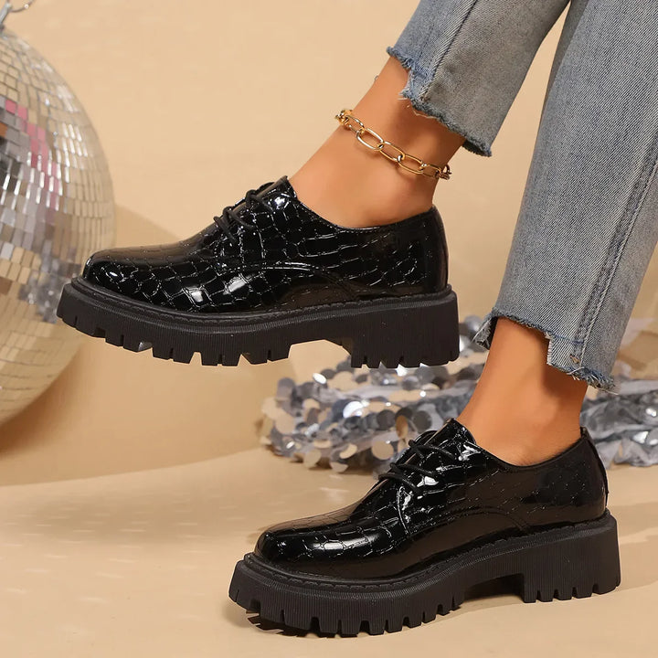 Clemencé – Derbies en cuir verni