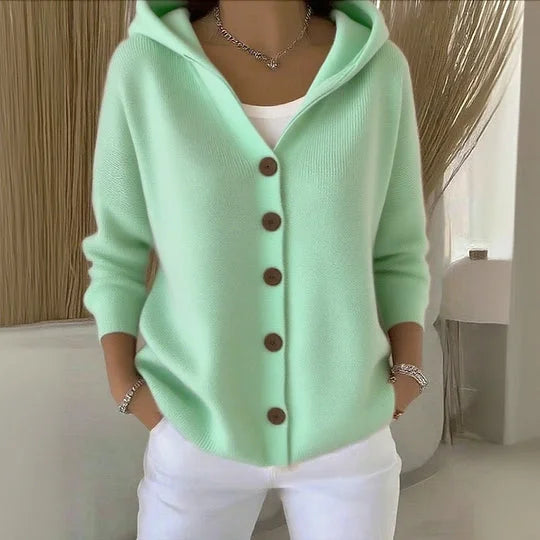 Pauline - Magnifique gilet pour femme avec boutons et capuche