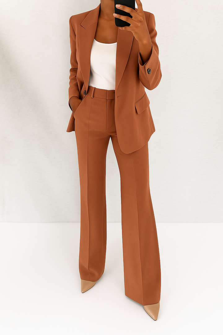 Liya - Costume élégant et raffiné