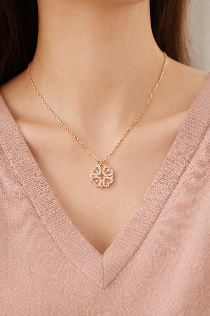 Collier Trèfle en Acier Titane