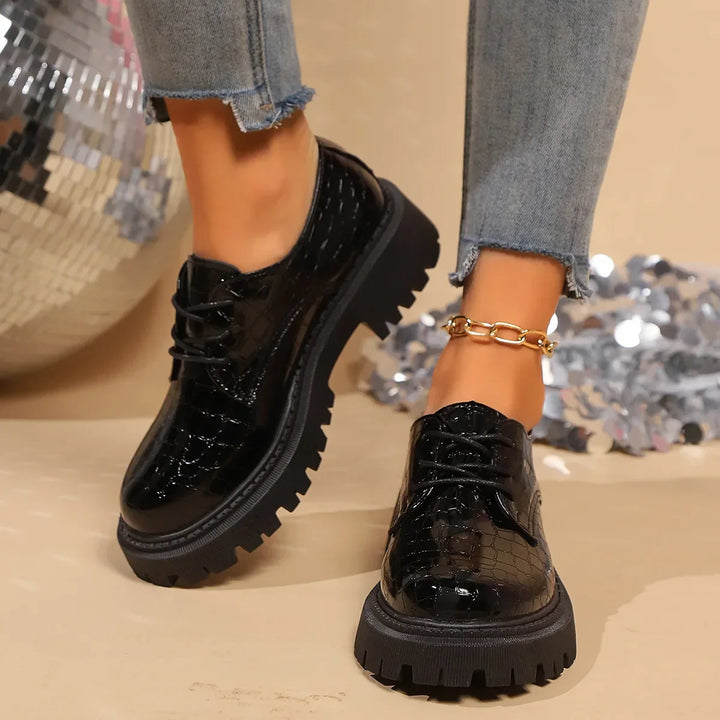 Clemencé – Derbies en cuir verni