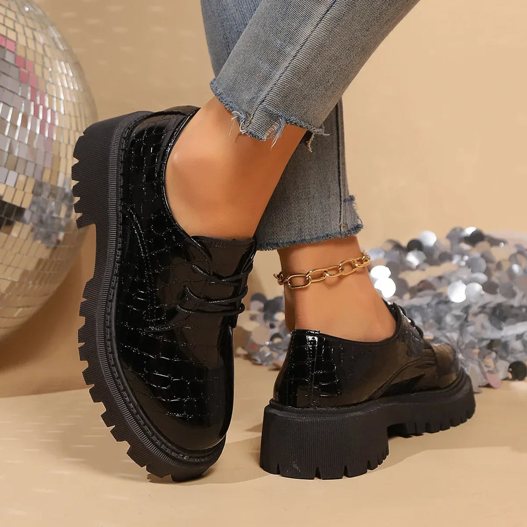 Clemencé – Derbies en cuir verni