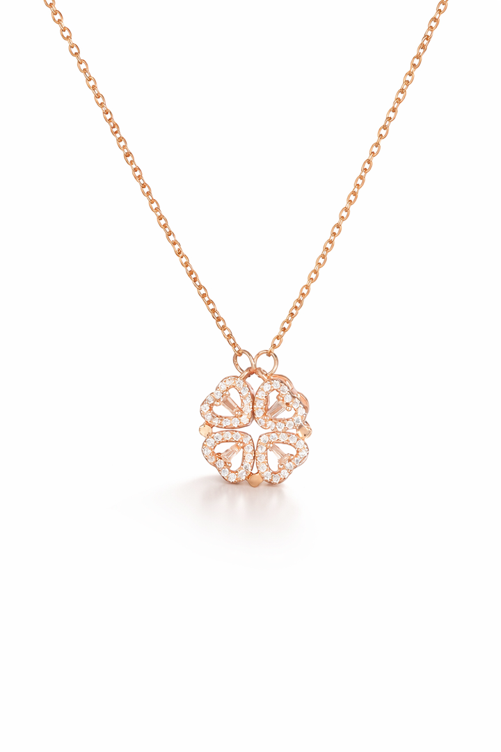 Collier Trèfle en Acier Titane